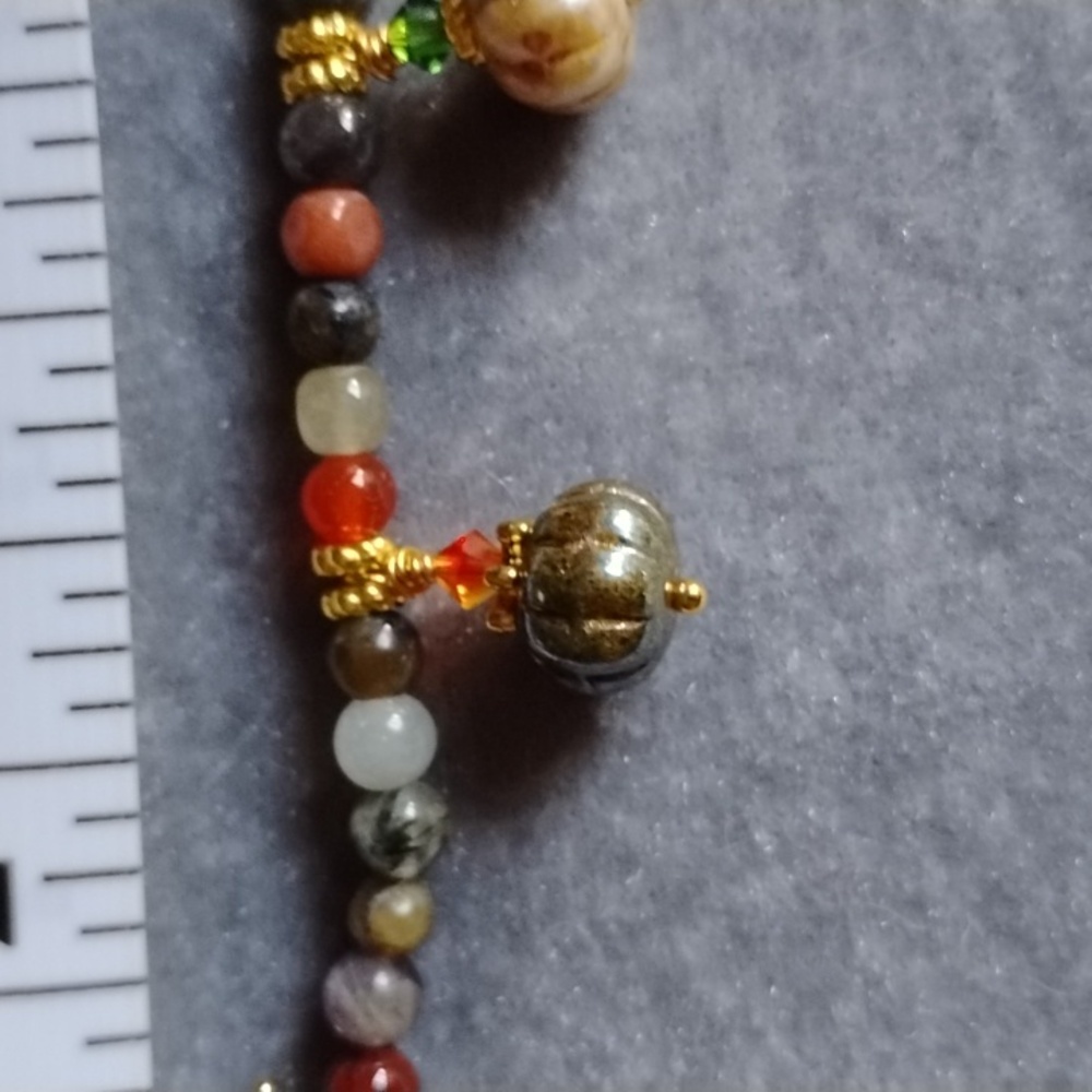 🎃Hand Crafted Autumnal Colorful Beaded Charm Bracelet With Pumpkins🎃 - Picture 4 of 11